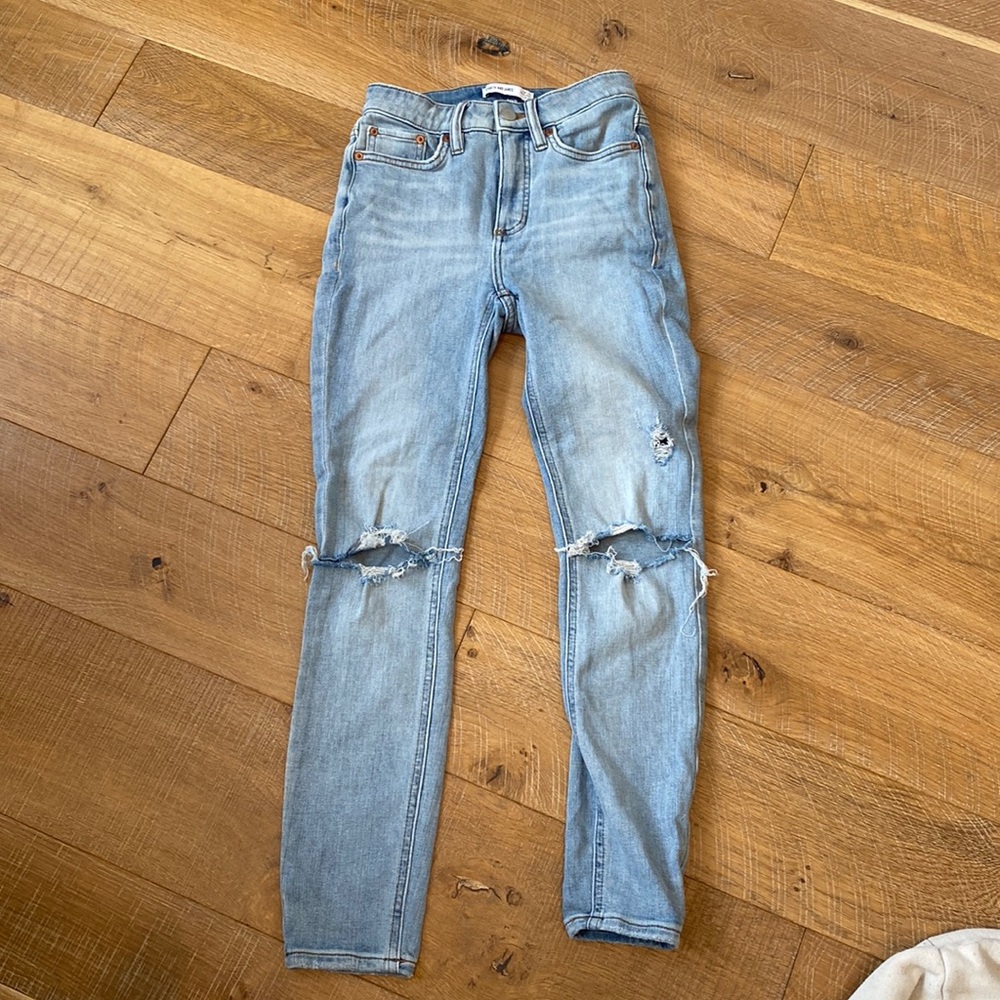 Cute ripped straight leg jeans!